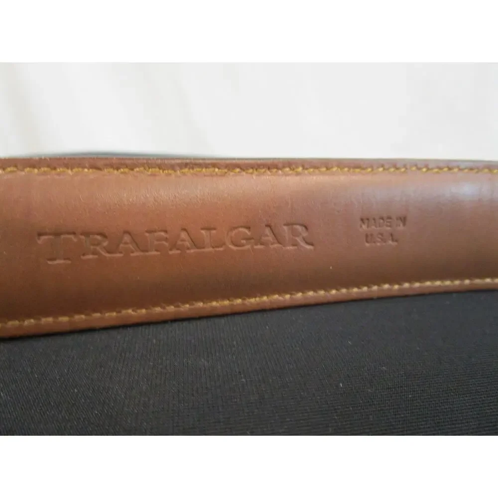 Trafalgar Brown Stitched Leather Brass Buckle Belt Men Sz 34, 33